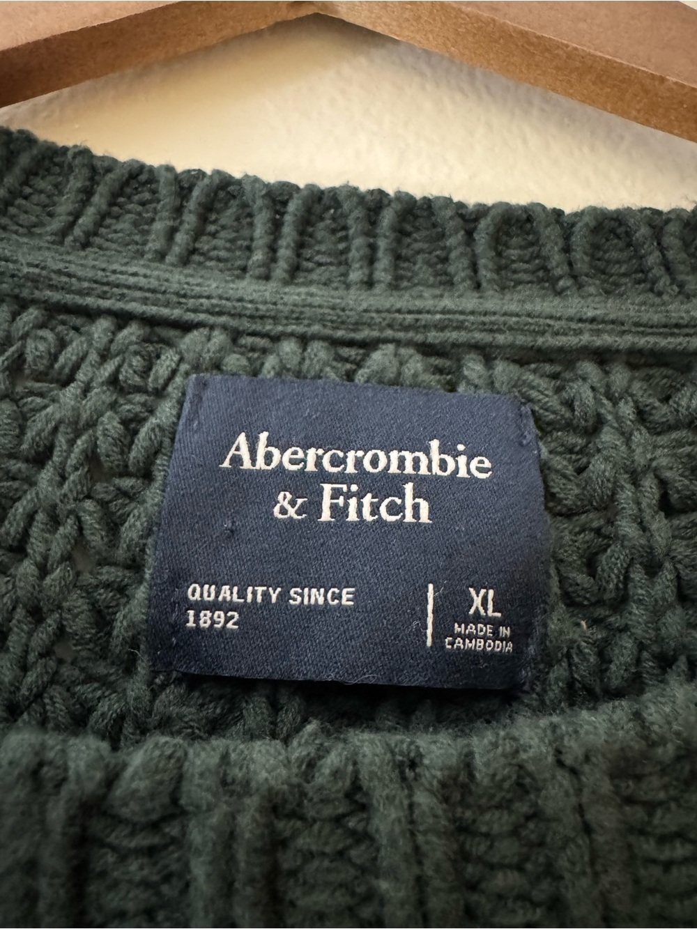 Abercrombie & Fitch Forest Green Waffle Knit Crewneck Sweater - Picture 2 of 7